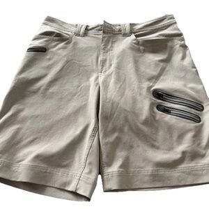 lululemon athletica Men's Khaki Hybrid Shorts with Zippered Pockets